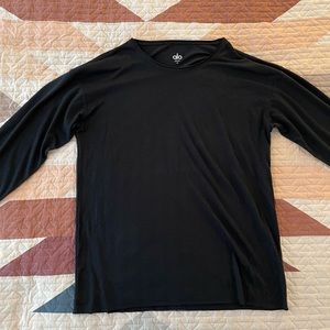 Alo Yoga Ultimate Long Sleeve Tee - black, size M
